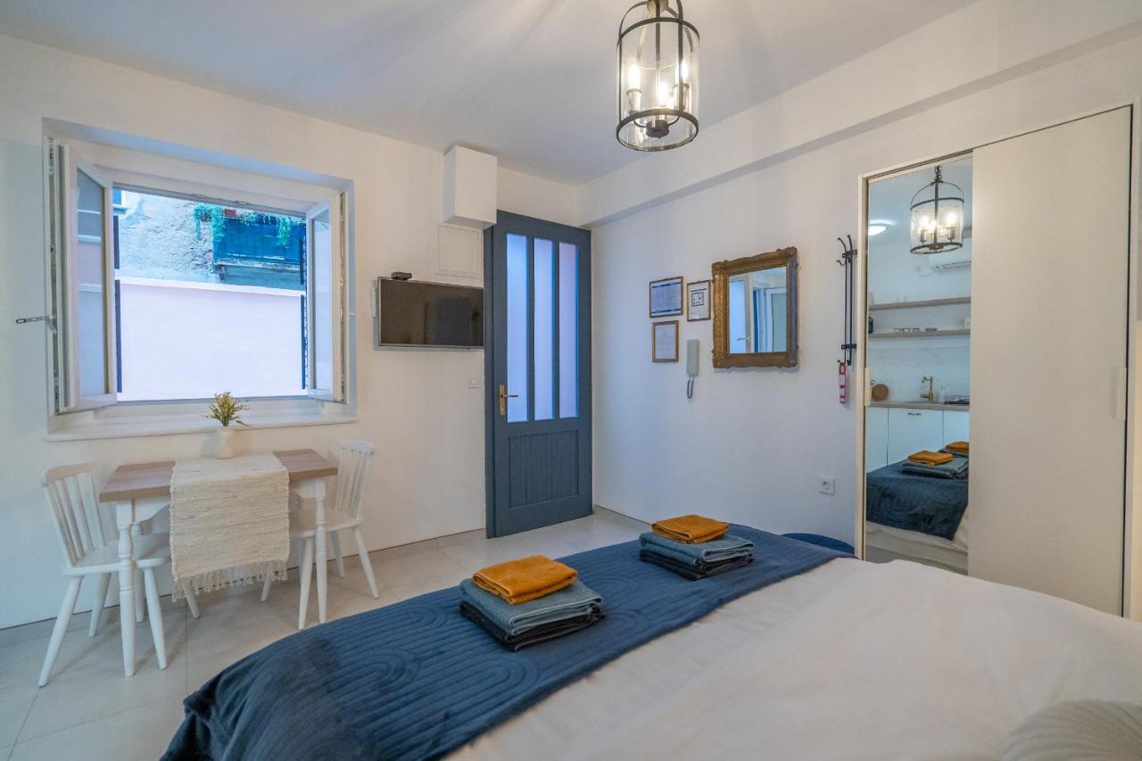 Starry Night Studio Apartment Rijeka Exterior photo